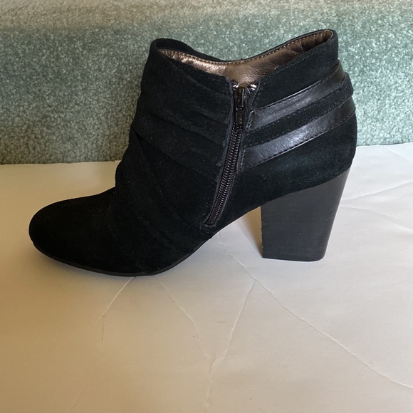Andrew Geller Black Booties - Picture 3 of 7